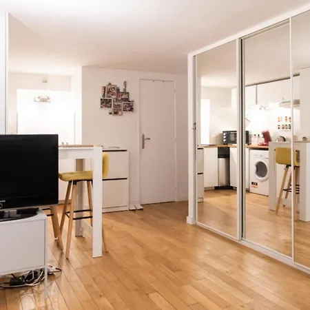 Apartment Design And Bright Apt Near Chatelet *